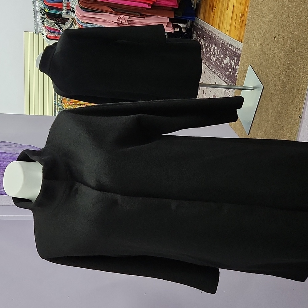 Black three quarter lenght Coat